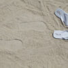 CHINELOS-MARCA-NA-AREIA